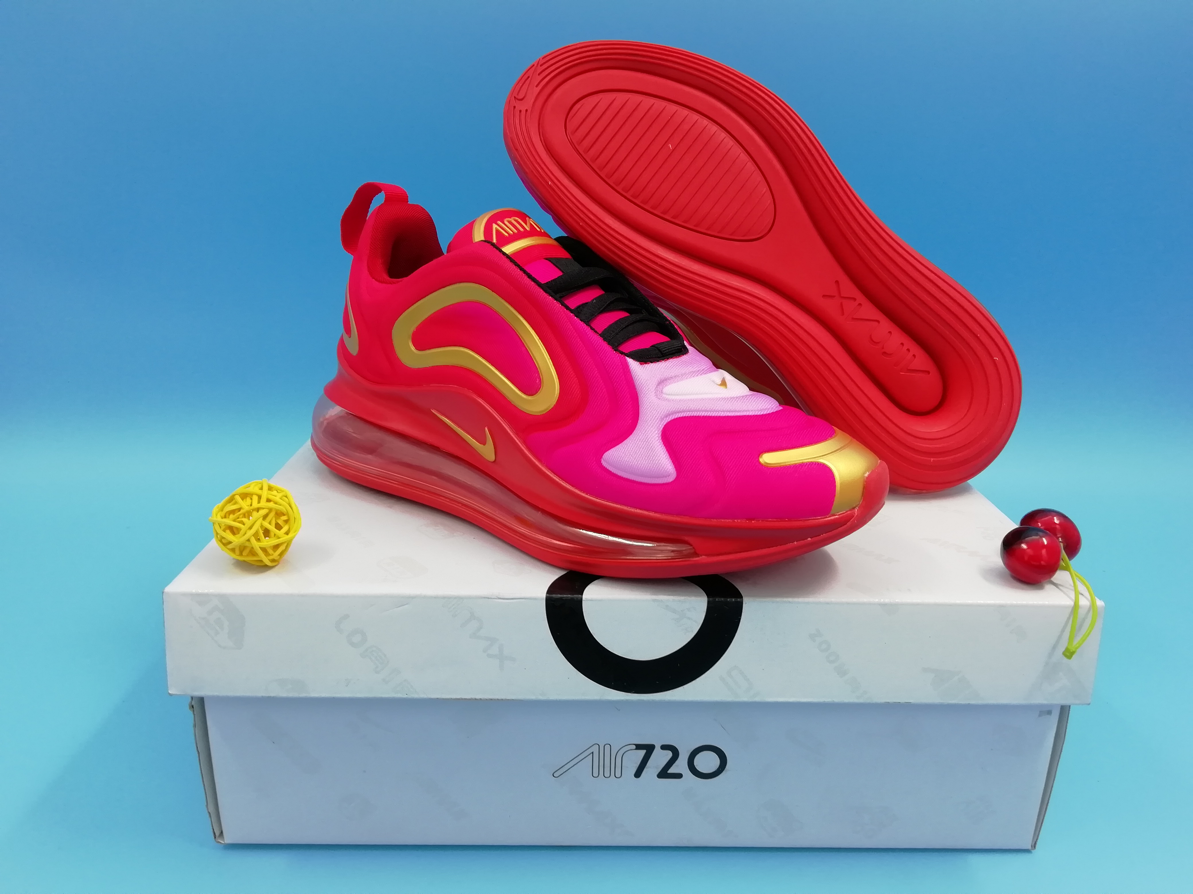 Nike Air Max 720 Differentiation Hot Red Gold Shoes